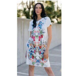 NWT Way Beyoung Short Sleeve Tunic Vegan Suede Dress, Floral Print | Small